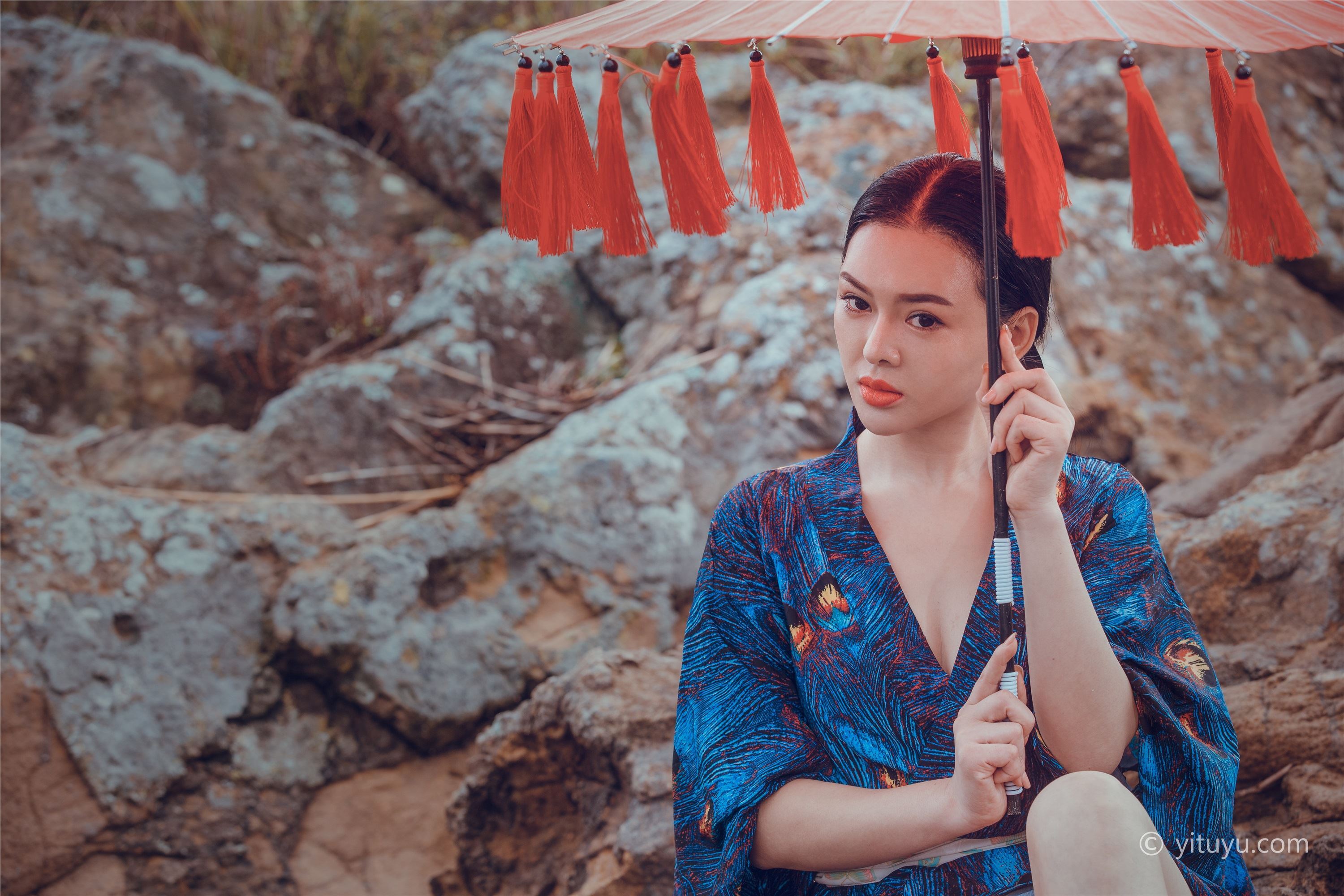 YITUYU艺图语  2021.06.25 一念成思 陽兒